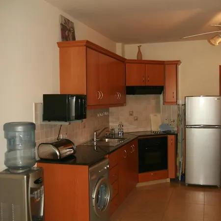 Appartement Yioula Court Oroklini