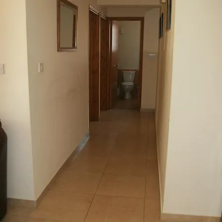 Appartement Yioula Court Oroklini